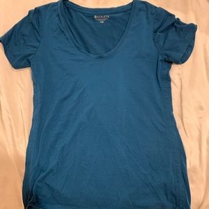 NEVER WORN ATHLETA SHIRT
